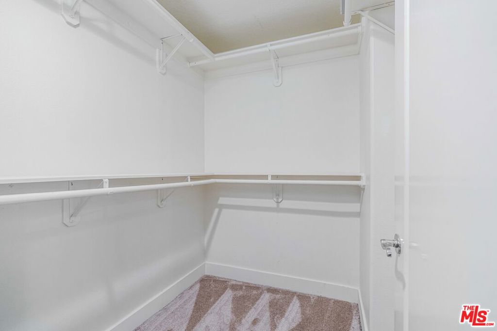 MLS #25618755 image #17