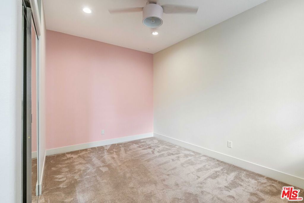 MLS #25618755 image #21