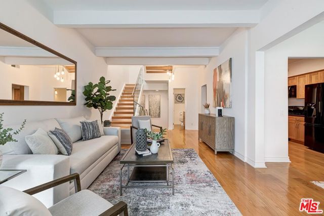 MLS #25618761 image #1