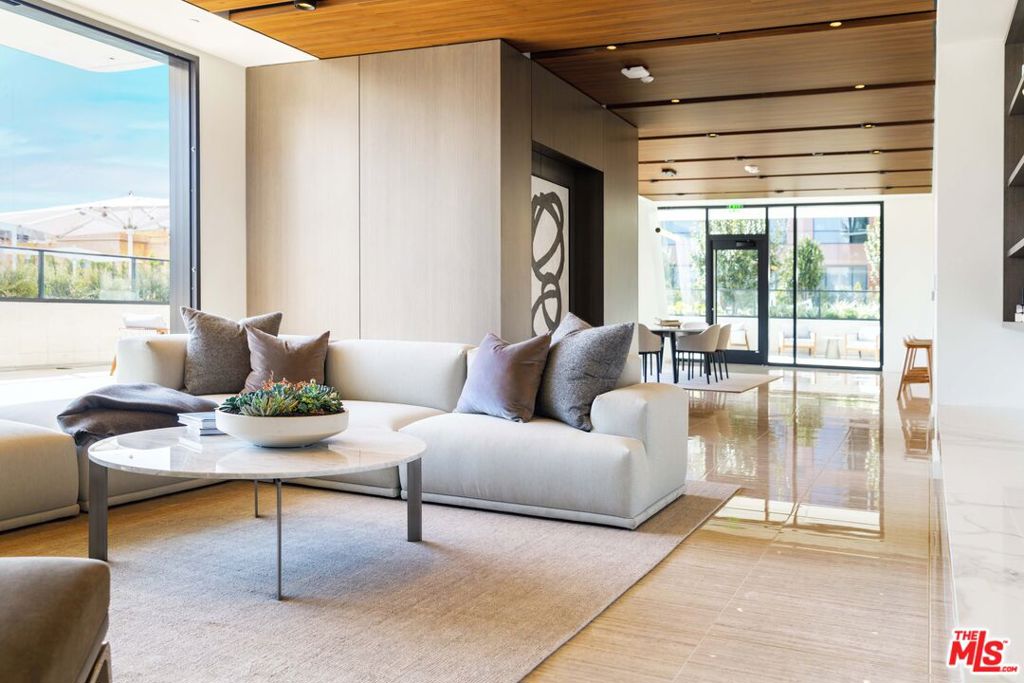 MLS #25618775 image #16