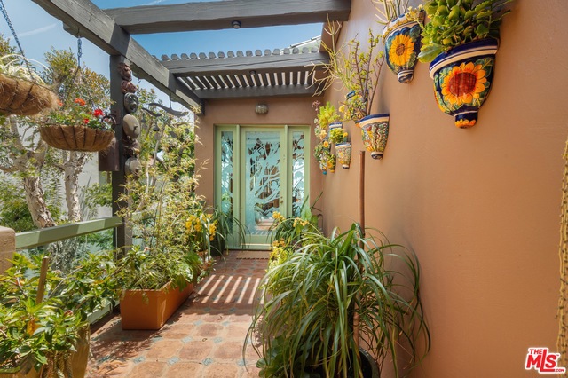 MLS #25618799 image #9