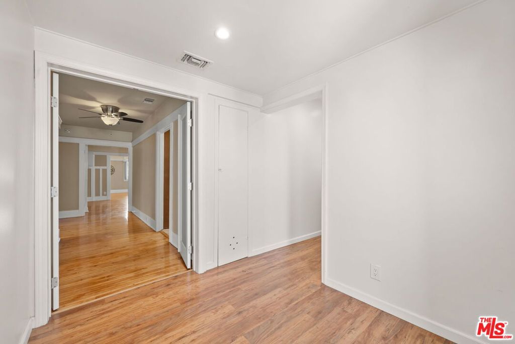 MLS #25618835 image #21