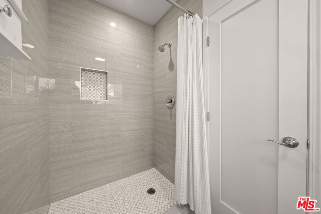 MLS #25618835 image #23