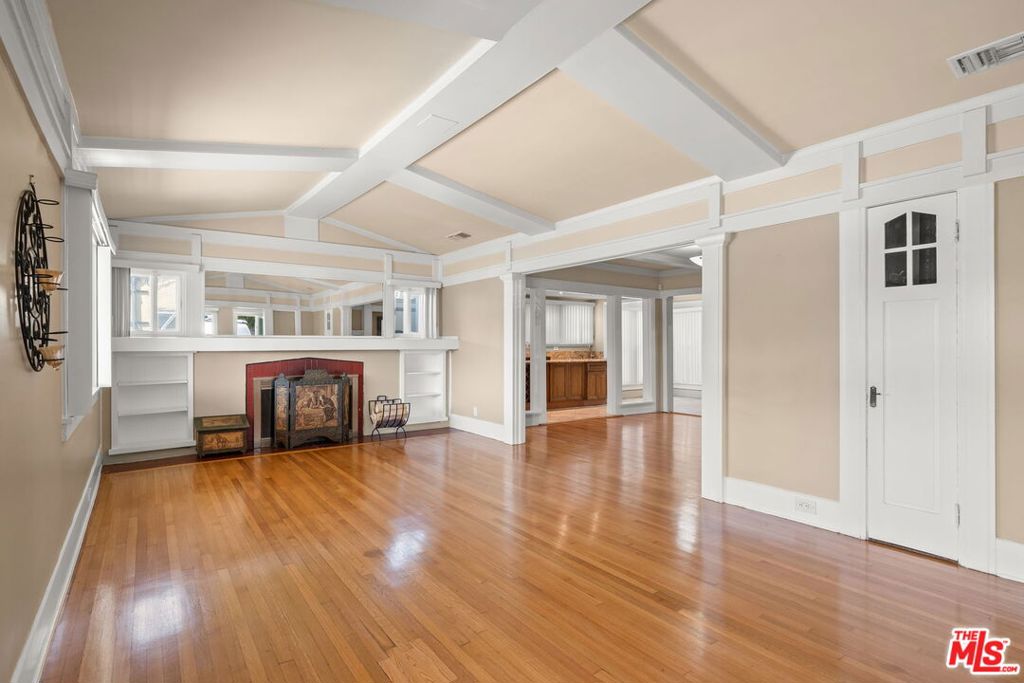 MLS #25618835 image #5