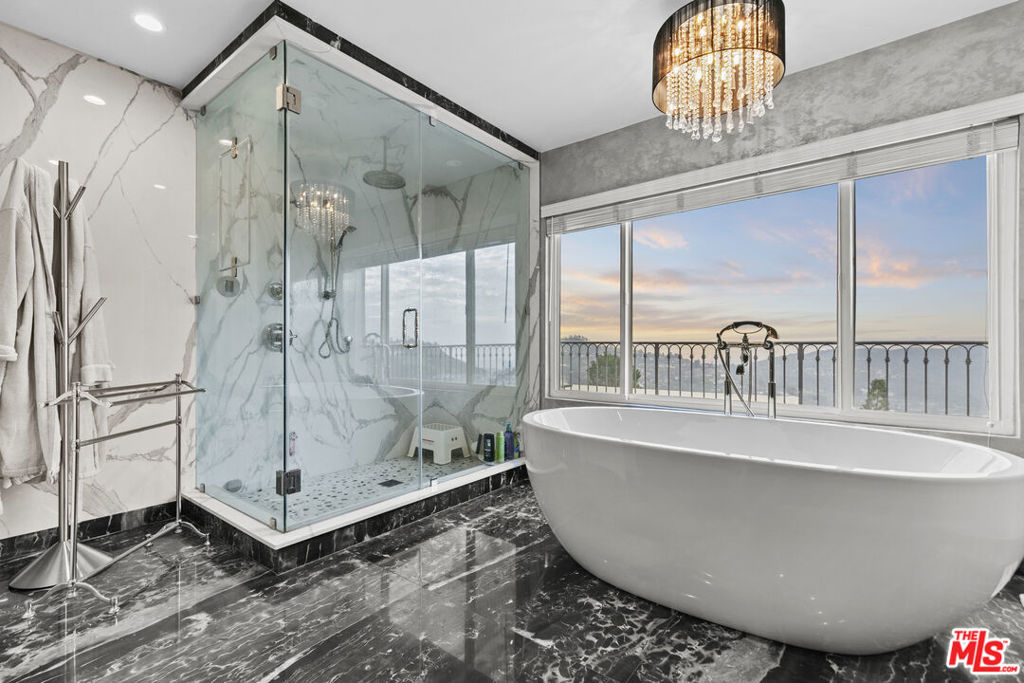 MLS #25618855 image #45