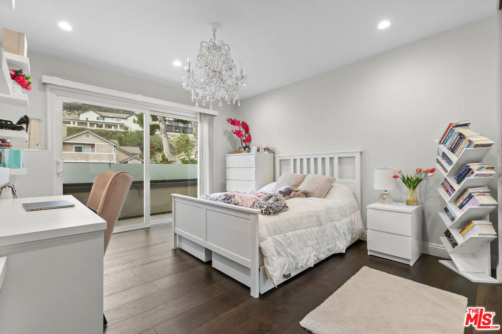 MLS #25618855 image #53