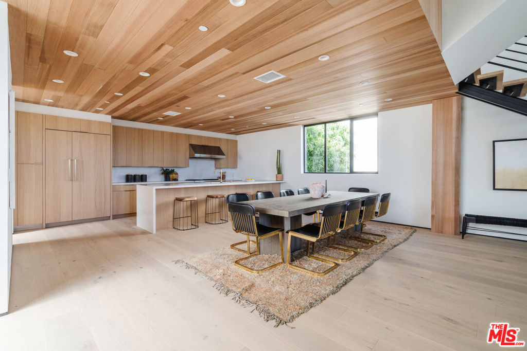 MLS #25618907 image #12