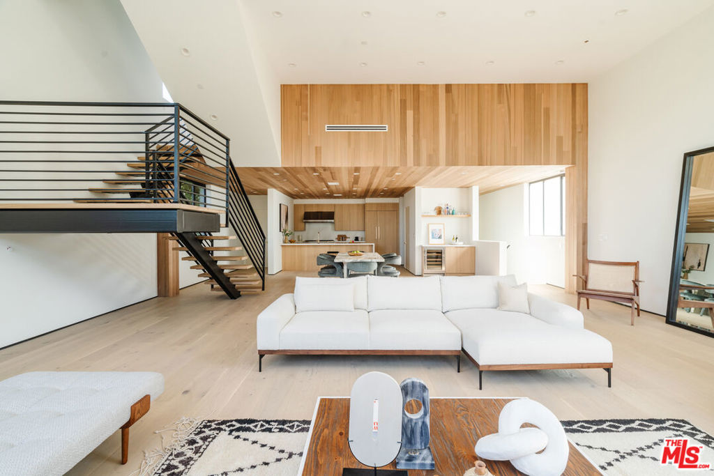 MLS #25618907 image #22