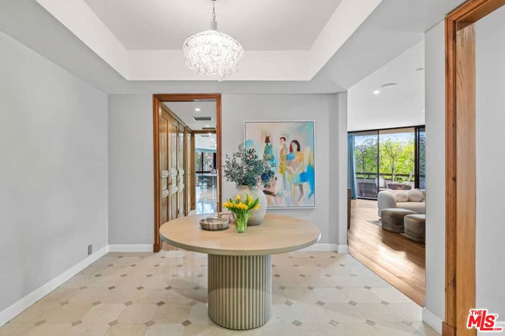 MLS #25619071 image #2