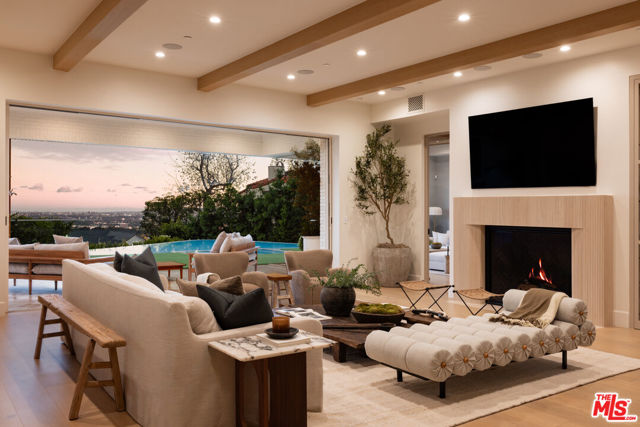 MLS #25619191 image #3