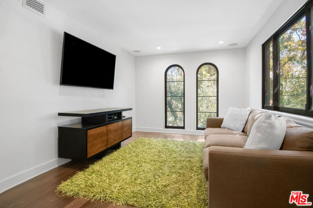 MLS #25619217 image #11