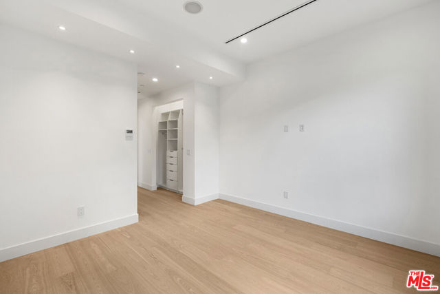 MLS #25619235 image #19