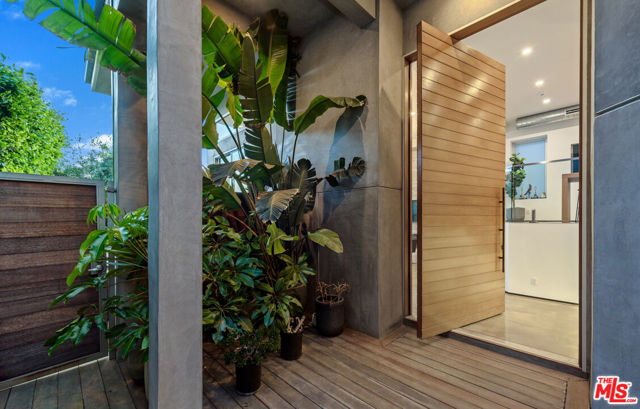 MLS #25619271 image #1