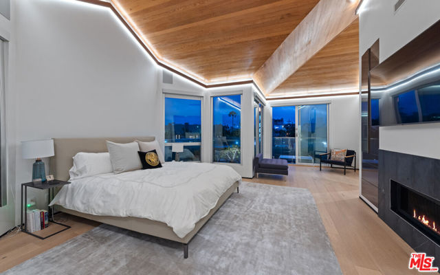 MLS #25619271 image #19