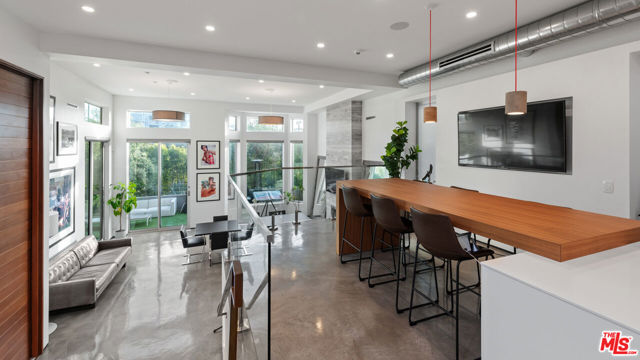 MLS #25619271 image #2