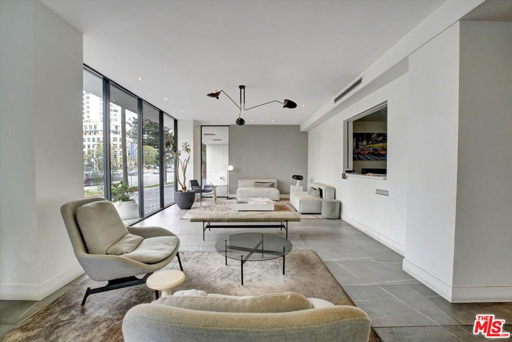 MLS #25619287 image #2