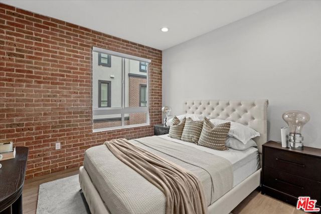 MLS #25619329 image #21