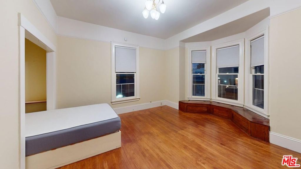 MLS #25619351 image #2