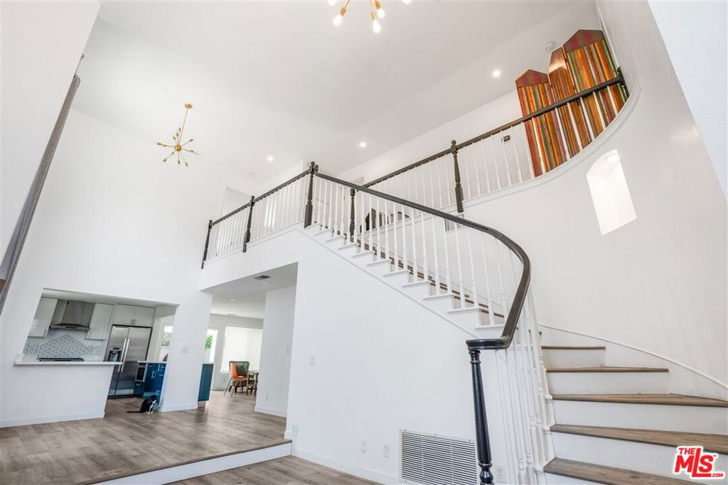 MLS #25619355 image #14