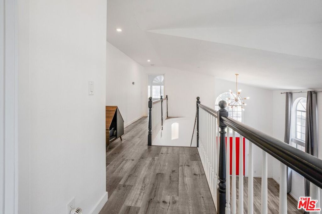 MLS #25619355 image #21