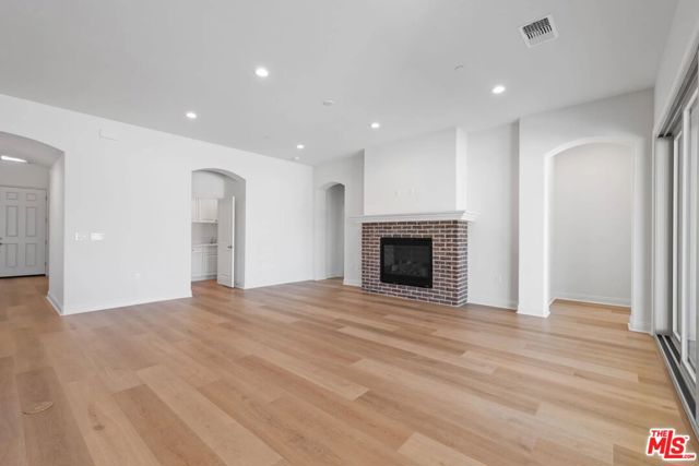 MLS #25619717 image #21