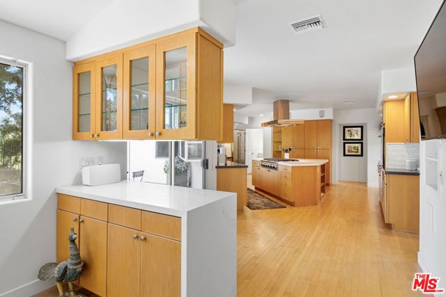 MLS #25619745 image #13