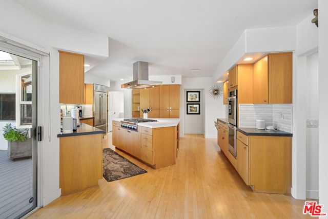 MLS #25619745 image #14