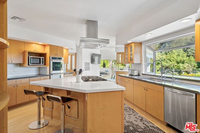 MLS #25619745 image #17