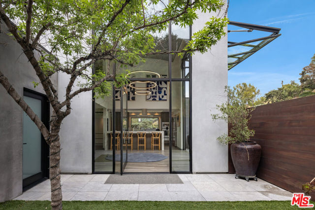 MLS #25619959 image #1