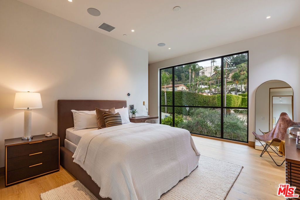 MLS #25619983 image #15