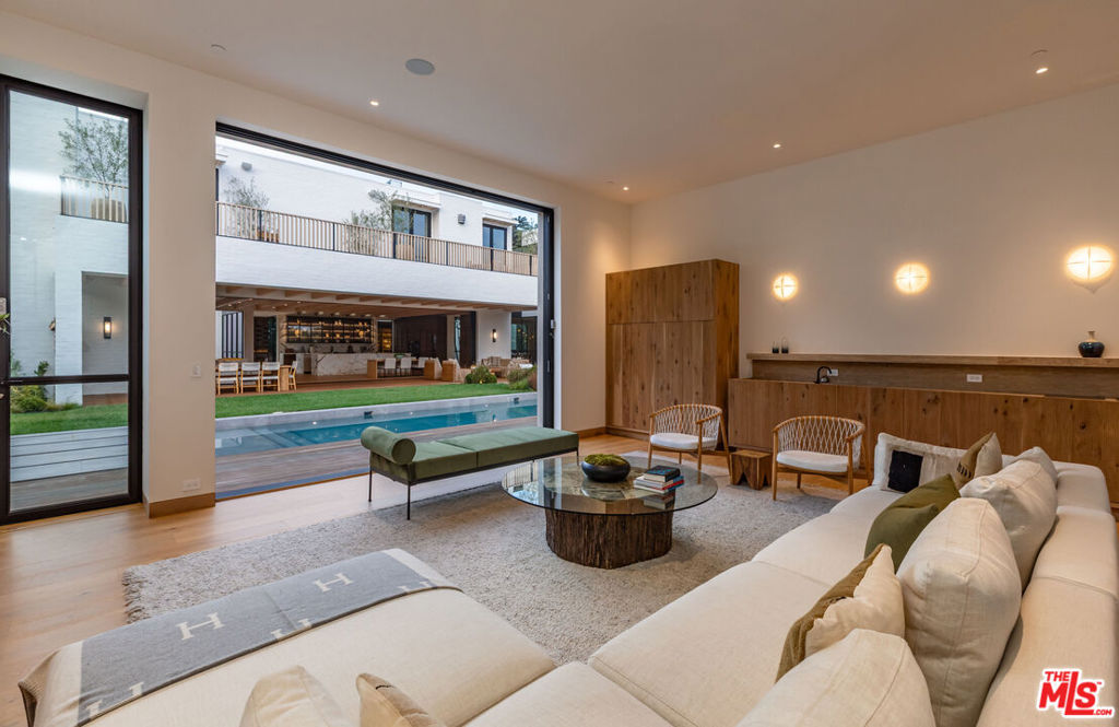 MLS #25619983 image #24