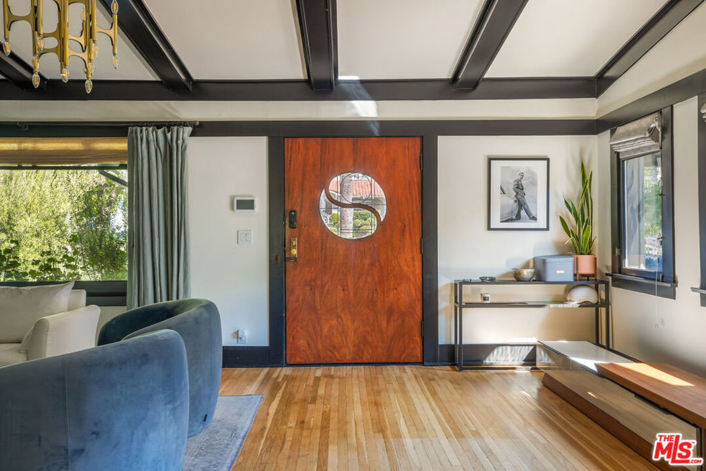 MLS #25620335 image #2