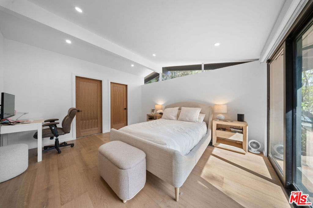 MLS #25620435 image #18