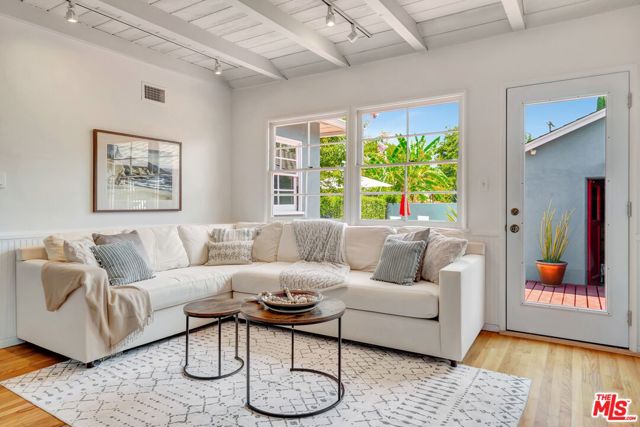 MLS #25620451 image #3