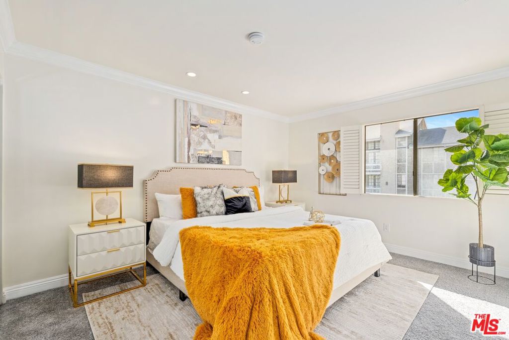 MLS #25620975 image #12