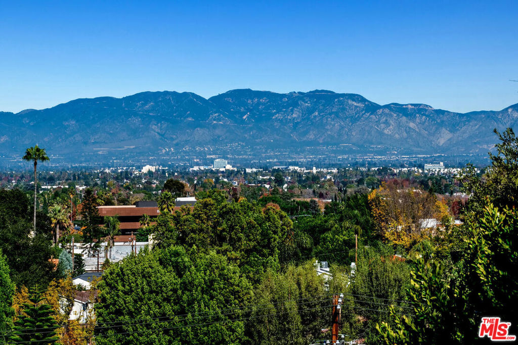 MLS #25621005 image #1