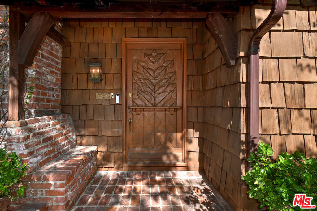 MLS #25621005 image #2