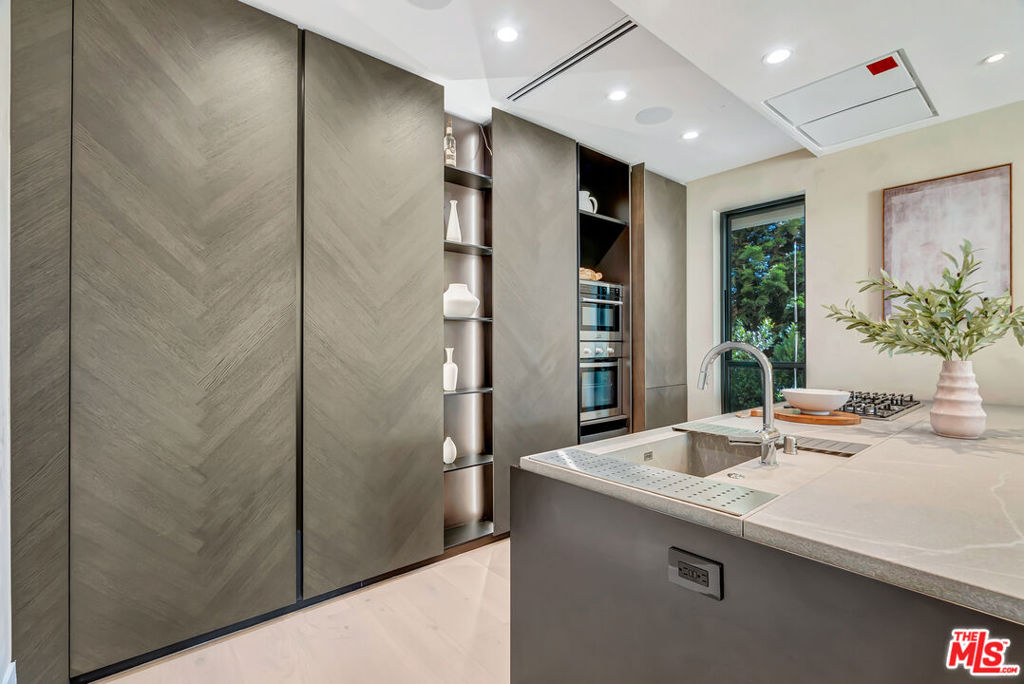 MLS #25621083 image #11