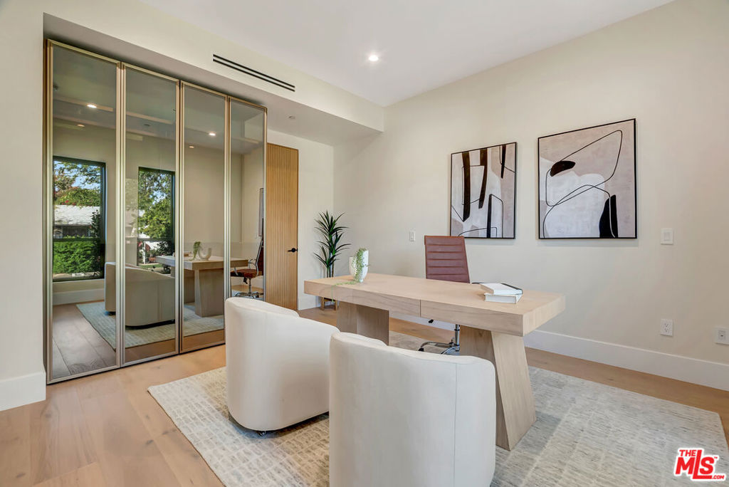 MLS #25621083 image #16