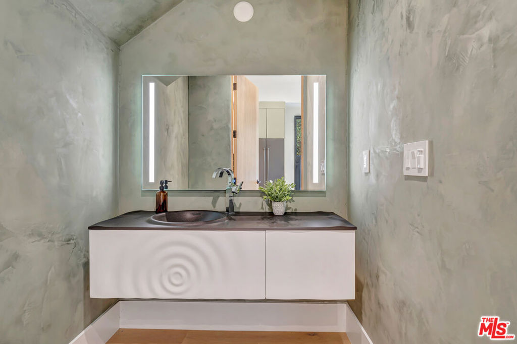 MLS #25621083 image #41