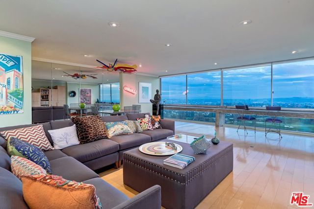 MLS #25621547 image #2