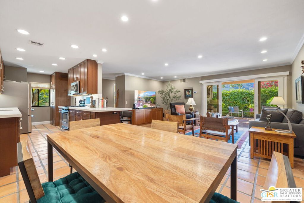 MLS #25621593PS image #3