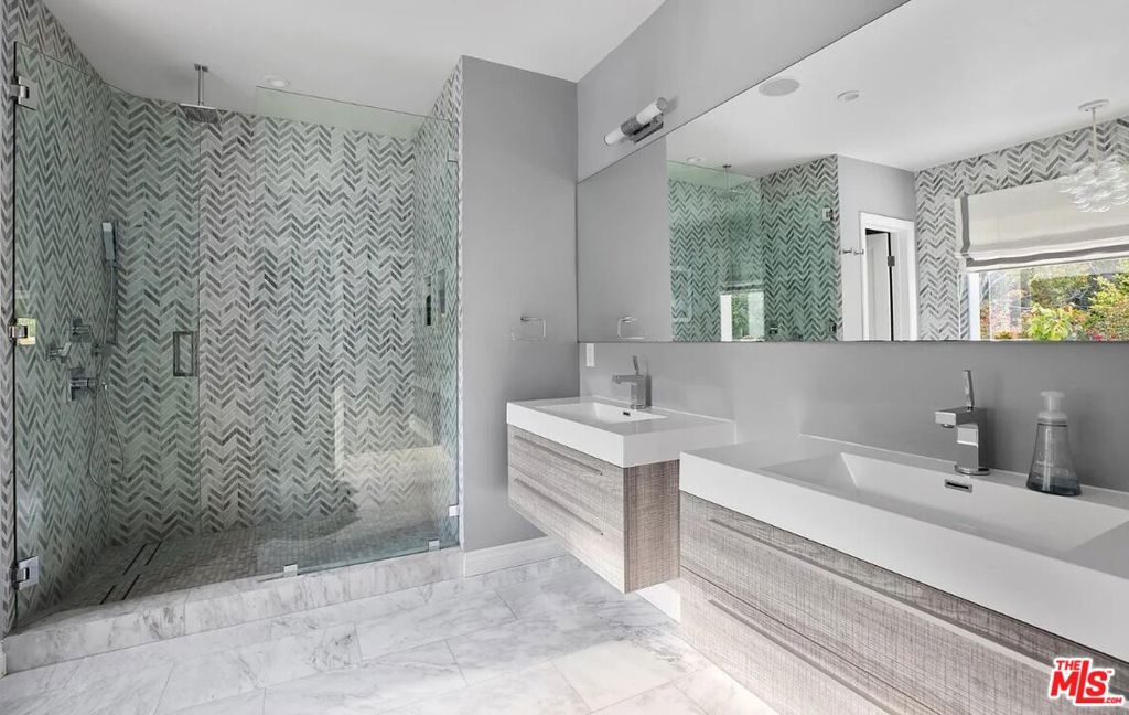 MLS #25621909 image #26