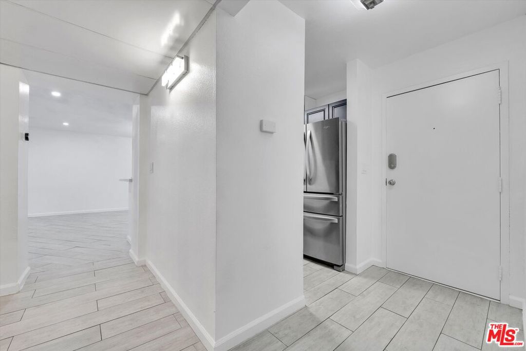 MLS #25622007 image #3