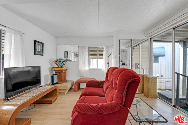 MLS #25622175 image #3