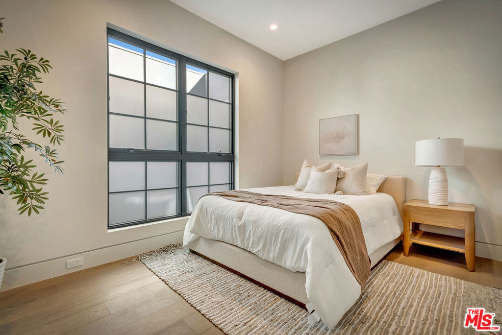 MLS #25622481 image #27