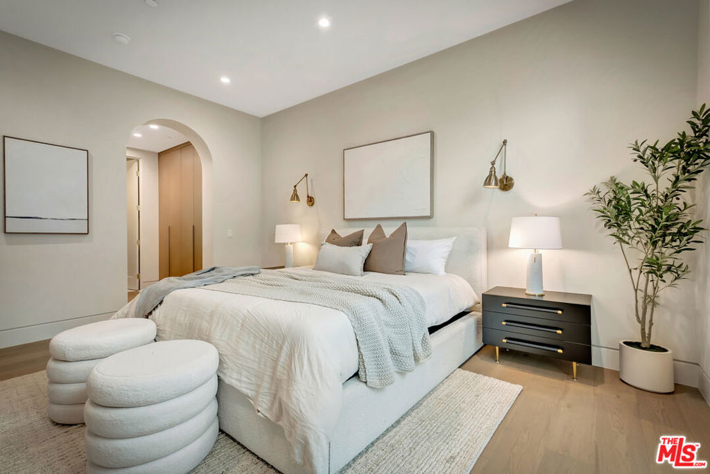 MLS #25622481 image #30