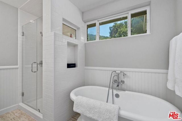 MLS #25622665 image #24