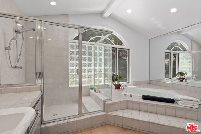 MLS #25622665 image #36