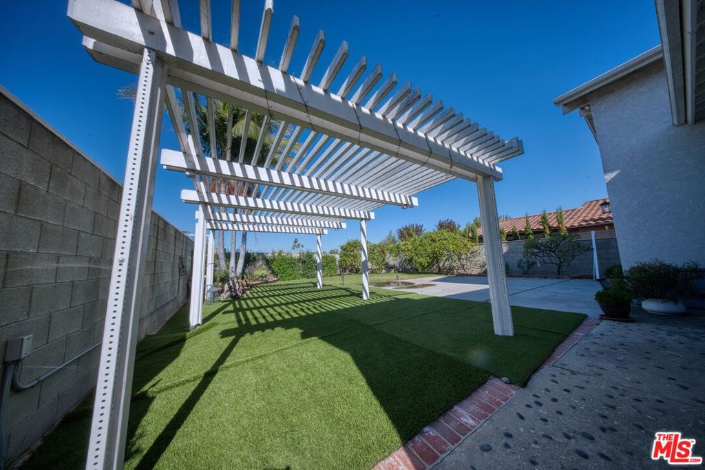 MLS #25623091 image #21